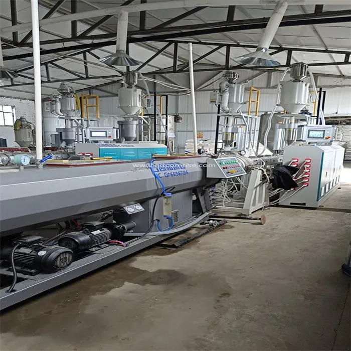 Машина за производство на цевки HDPE